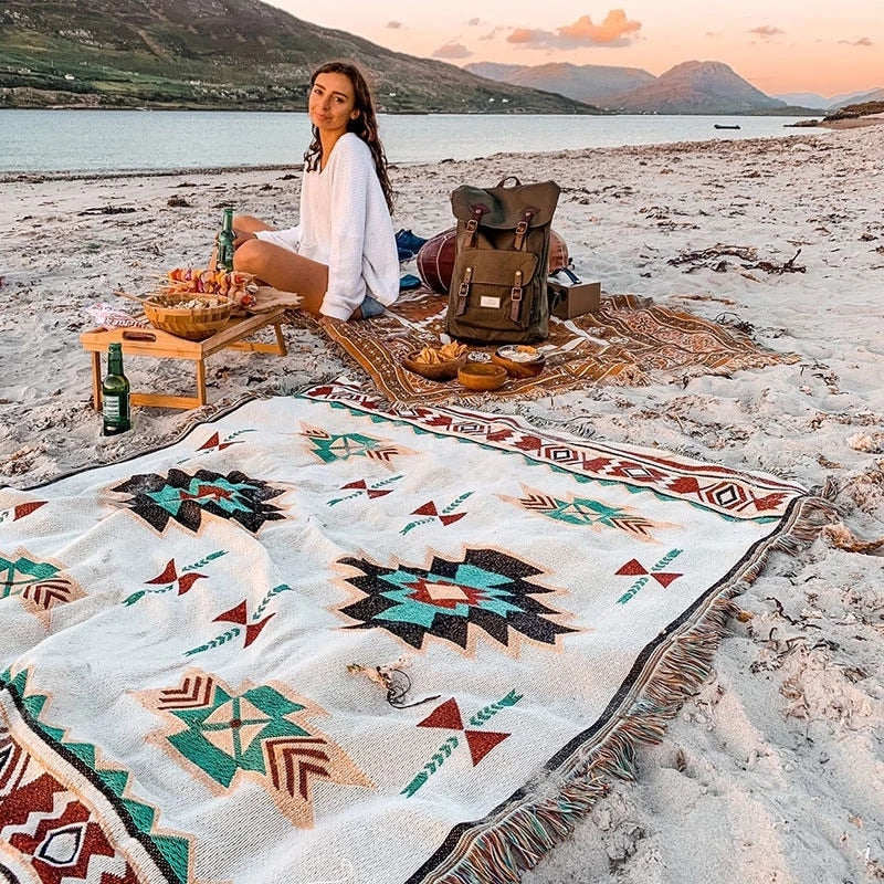 2022 Beach Picnic Outdoor Camping Tassels Blanket Ethnic Bohemian Striped Plaid Blankets for Beds Sofa Mats Travel Rug Christmas